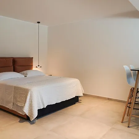 Apademia Comfort 45 Sqm Apartament Skyros